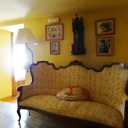 Hotel Hostal Casa Laplaza San Juan De Plan