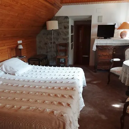 Hotel Hostal Casa Laplaza 3*